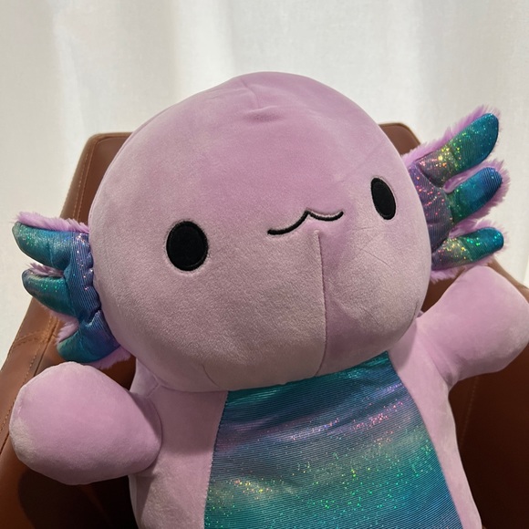 Monica the Lavender Axolotl 18” Squishmallow HugMee - Picture 10 of 10